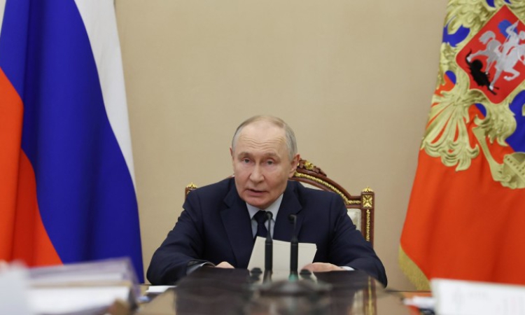 Путин нареди Крим и Севастопол да получат субсидии заради поскъпването на горивата